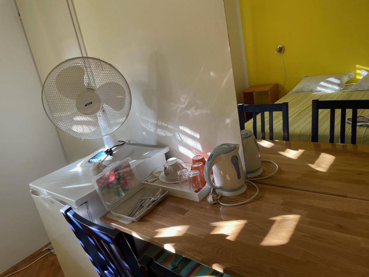 Hvar - Double Bedroom With Private Bathroom